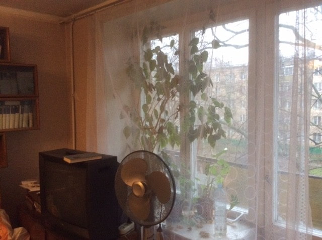 Slaapkamer v??r de renovatie