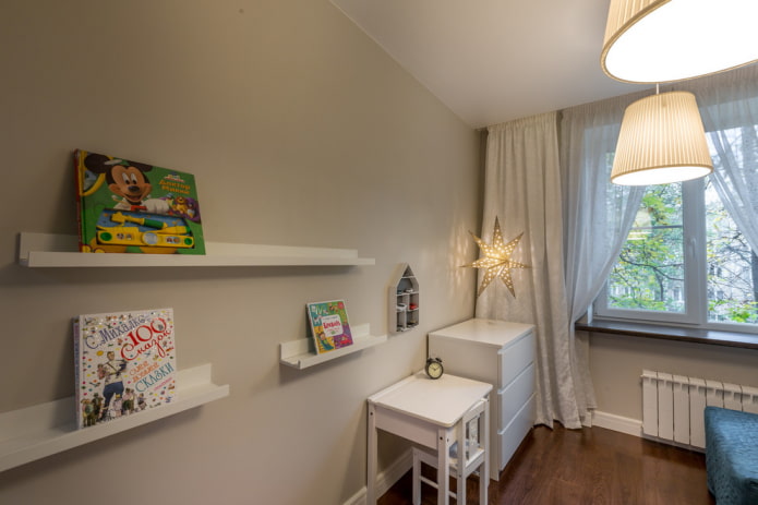 gordijnen en tule in de kinderkamer