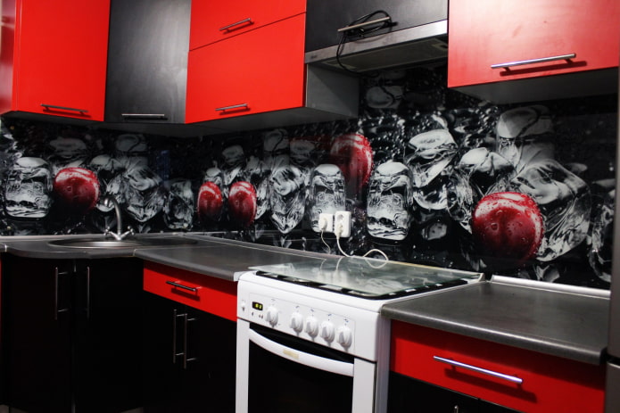 schort in dezelfde kleur als de keuken