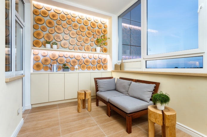 tegels in het interieur van het balkon