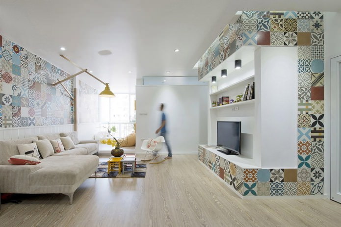 Patchworktegels in de woonkamer