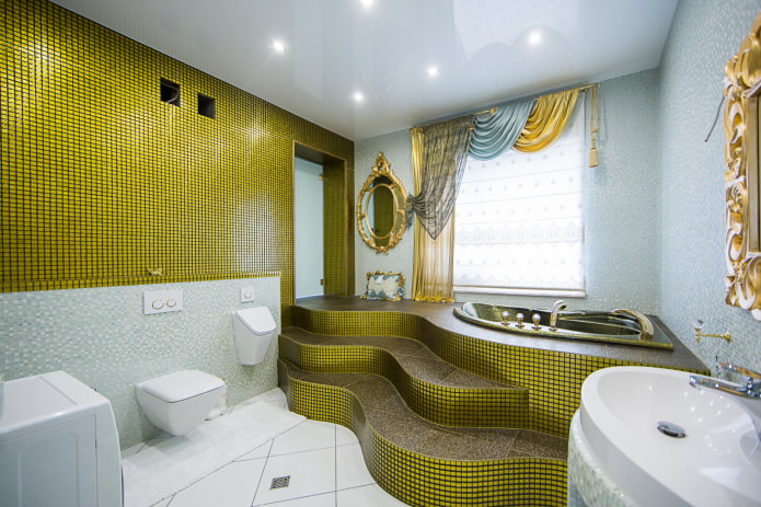 tegelafwerking in het interieur van de badkamer
