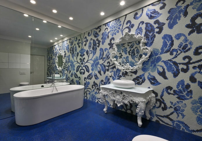 patroontegels in het interieur van de badkamer
