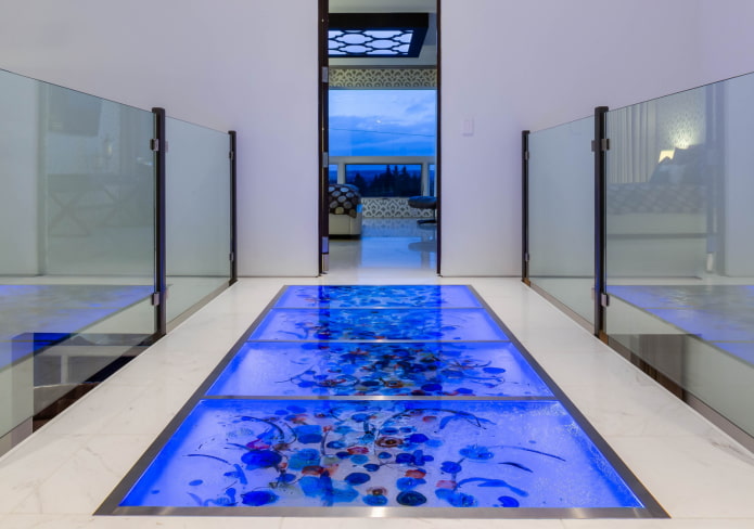 vloerverlichting met lichtmodules in het interieur