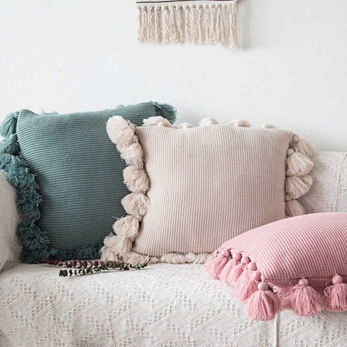 pom-pom pillows