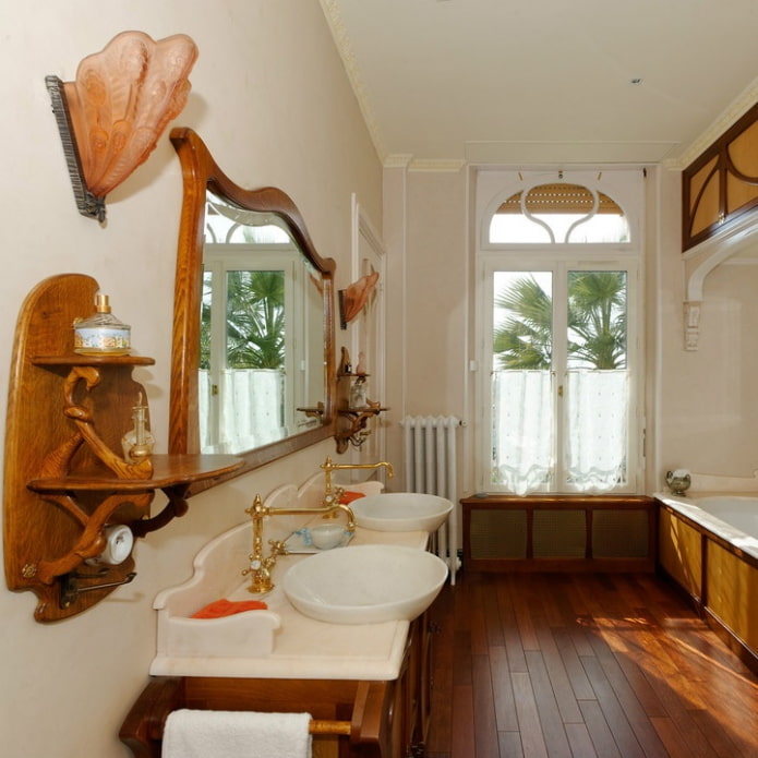 Badkamer in Art Nouveau-stijl