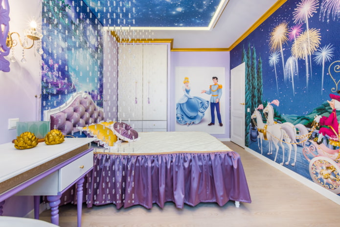bed met sprei met volant in de slaapkamer