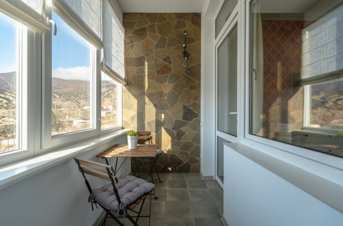 afwerking van een ge?soleerd balkon