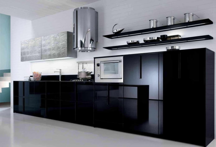 planken in het keukeninterieur in hightech-stijl