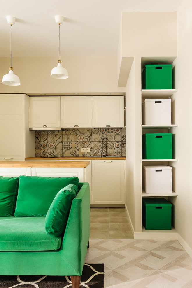 ingebouwde wandplanken in het interieur