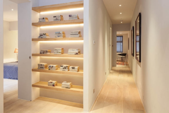 wandplanken in het interieur van de gang