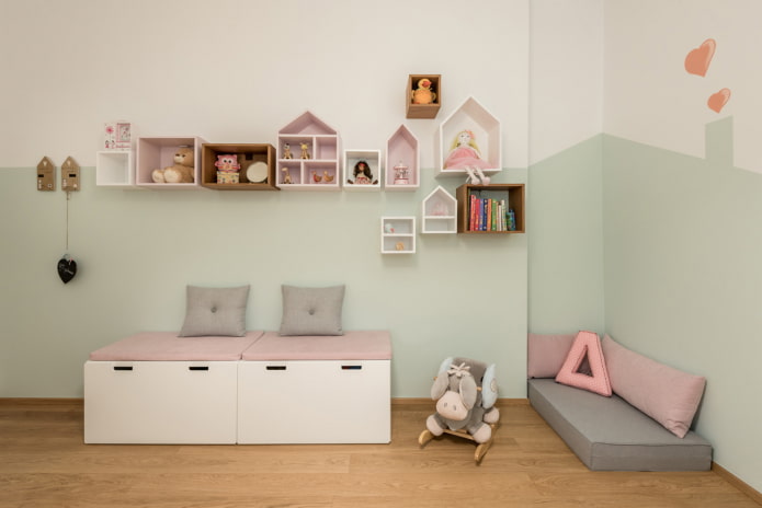 plankenontwerp in het interieur van een kinderkamer
