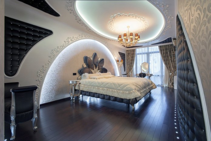 plafond met verlichting