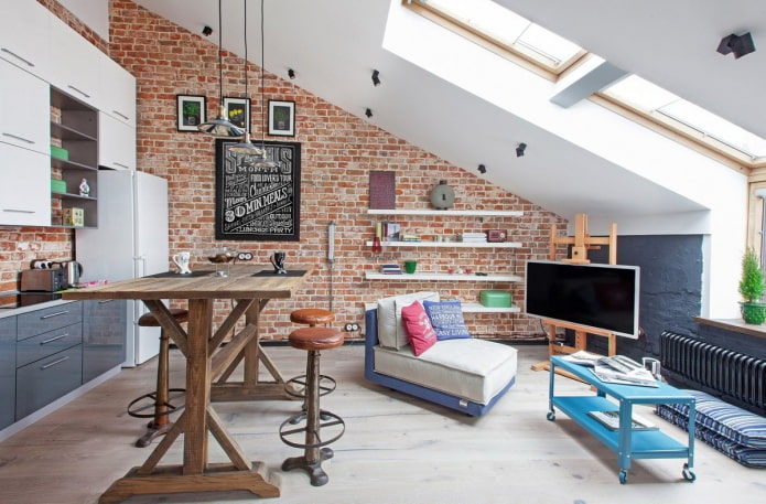 plafondstructuur op zolder in loftstijl