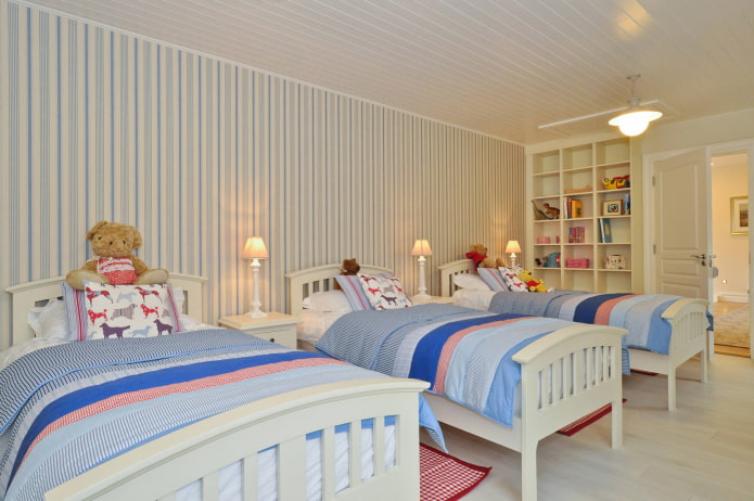 kunststof panelen in het interieur van de kinderkamer