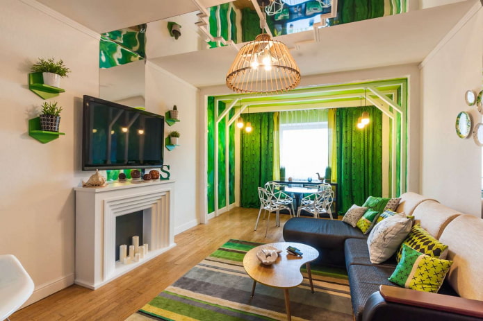 plafond in de hal met open haard
