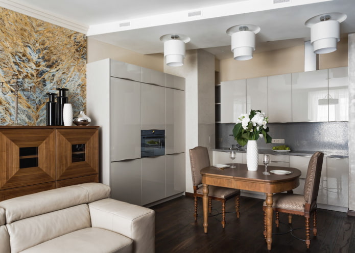 plafondzonering in het interieur van de woonkeuken