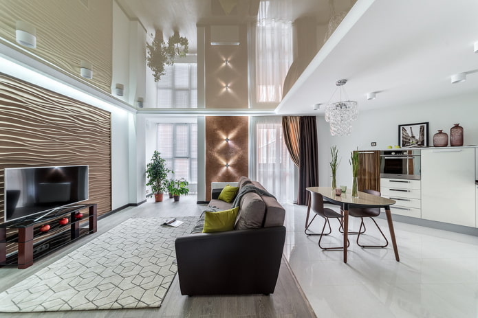 plafondzonering in het interieur van de keuken-woonkamer