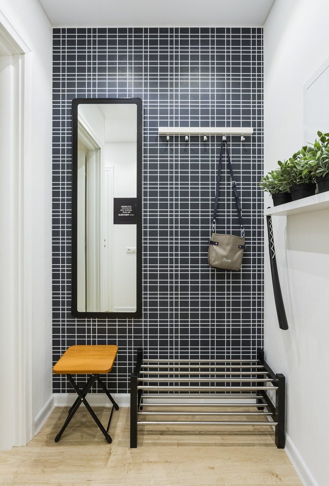 inrichting van de gang in een Chroesjtsjovisch appartement