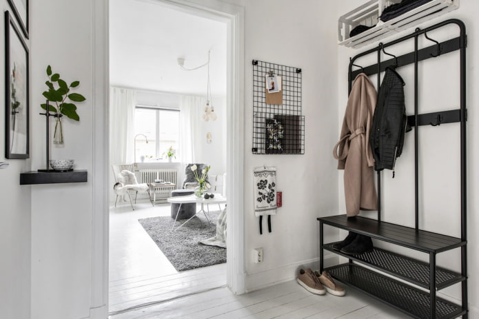 meubels in het interieur van de gang in Scandinavische stijl