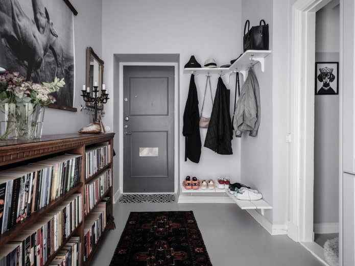 meubels in het interieur van de gang in Scandinavische stijl