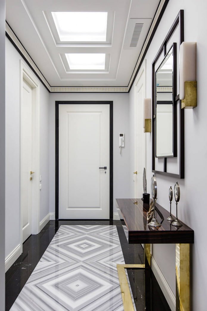 Witte muren in art-decostijl