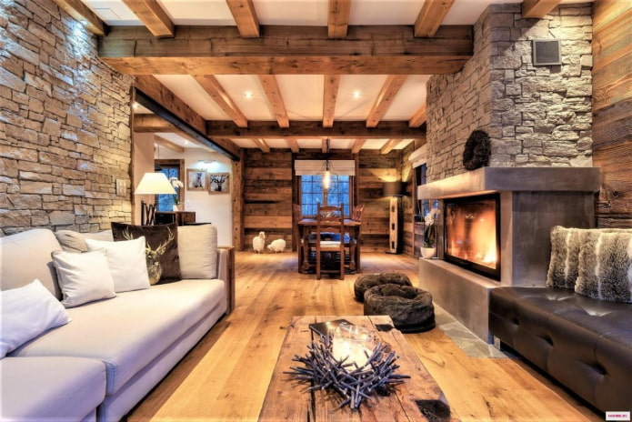 kunststeen in het interieur van een houten huis