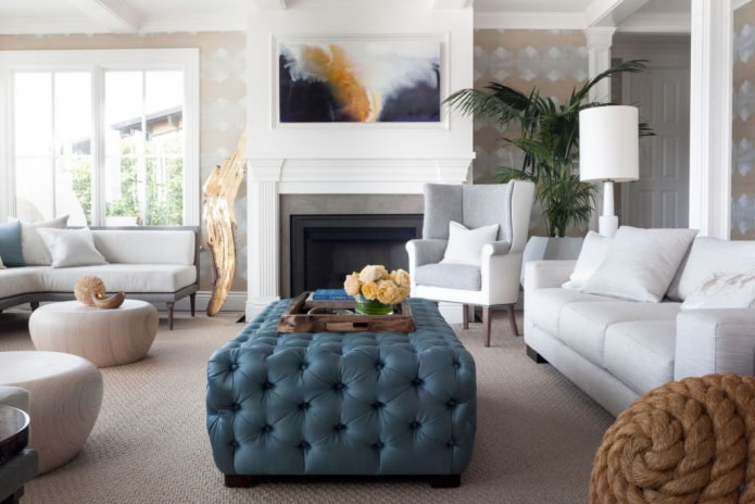 pouf met wagenkoppeling in het interieur van de woonkamer