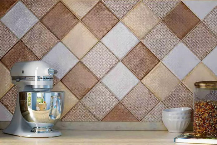 Tegels in beige tinten