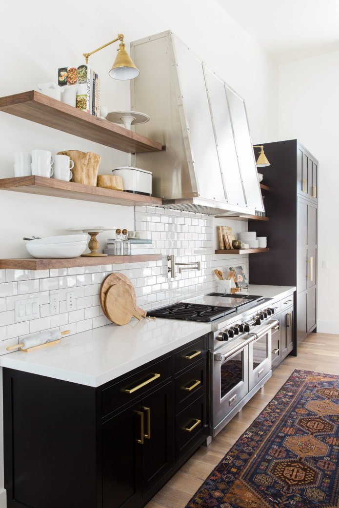 keuken met open planken