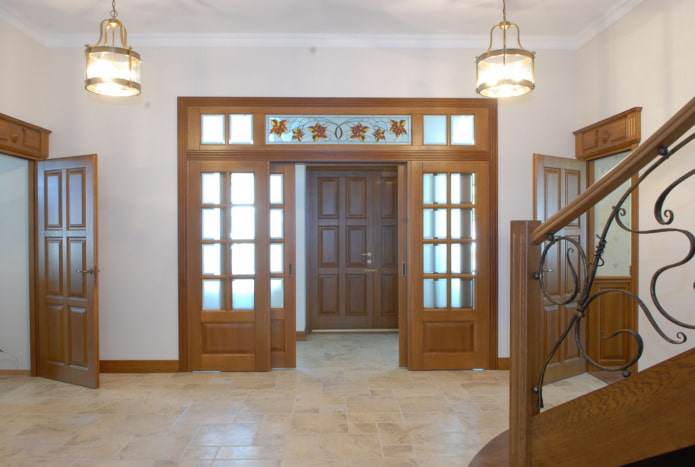 schuifdeuren met een bovenlicht aan de binnenkant