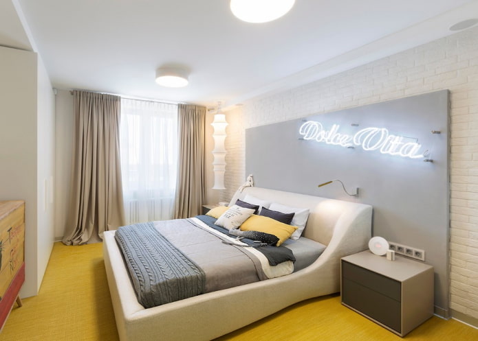 tweepersoonsbed in het slaapkamerinterieur