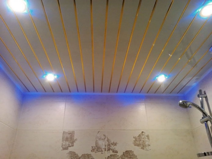 lamellenhangconstructie met achtergrondverlichting