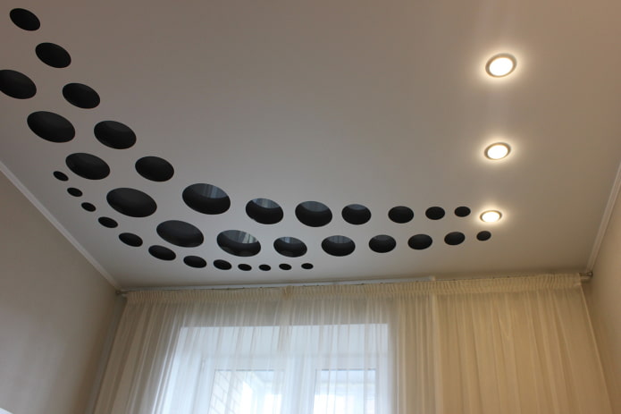 gesneden stretchstof met spots