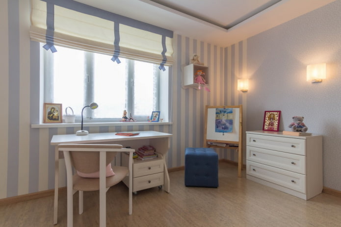 vouwgordijnen met linten in de kinderkamer