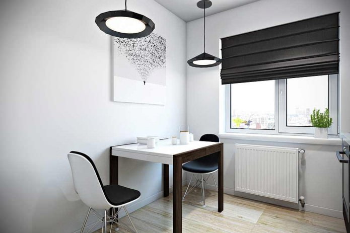 Romeinse jaloezie?n voor het keukeninterieur