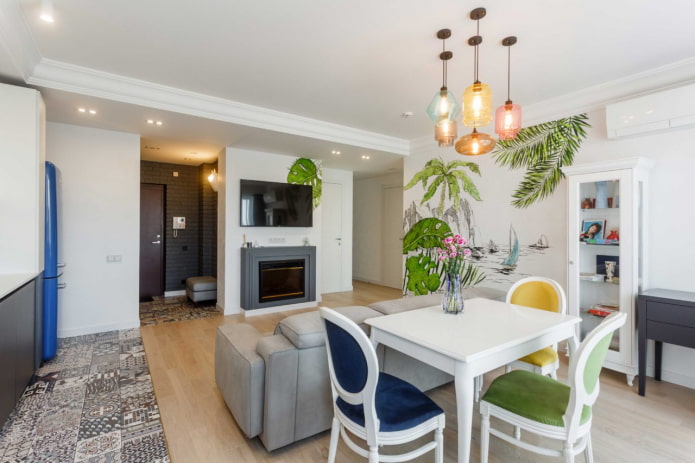 tropische bladeren in het interieur