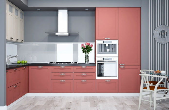keukeninterieur in grijs en roze tinten
