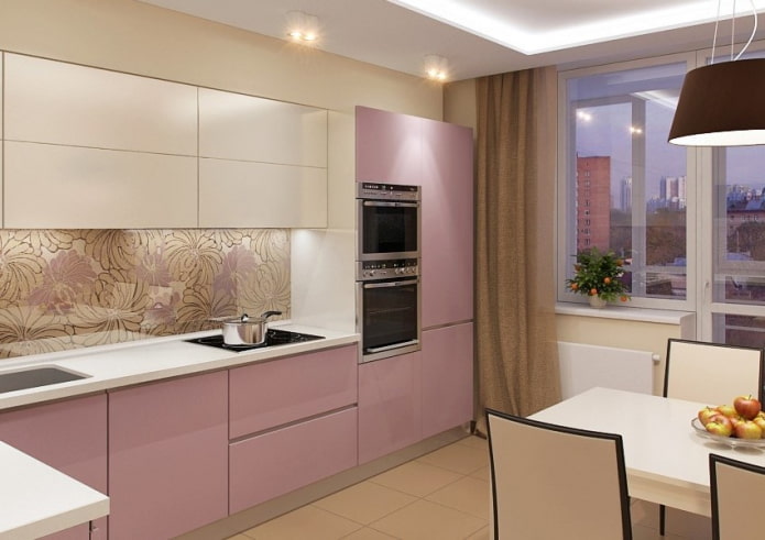 keukeninterieur in beige en roze tinten