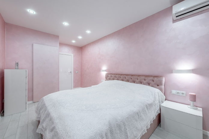 slaapkamerdecoratie in roze tinten