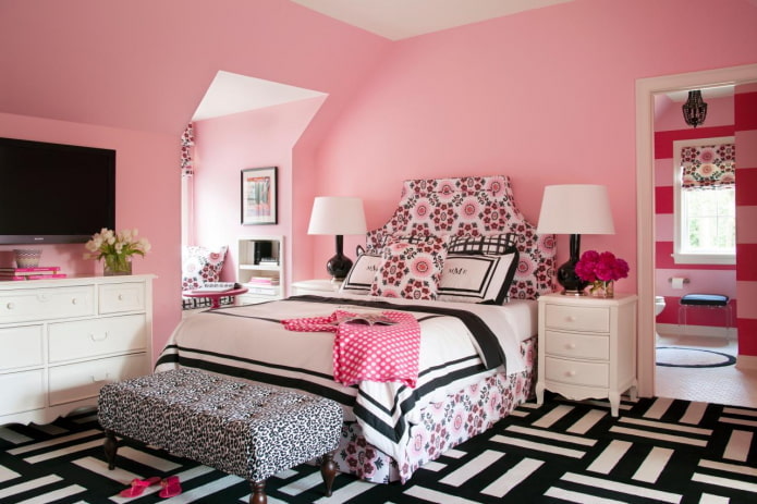zwart en roze slaapkamerinterieur