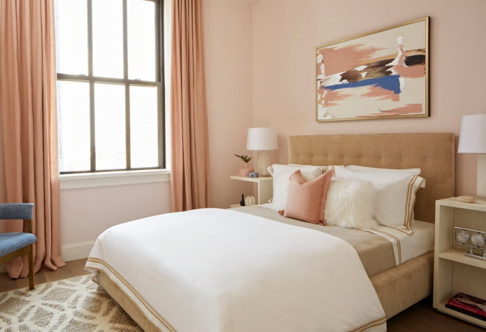 slaapkamerinterieur in roze tinten