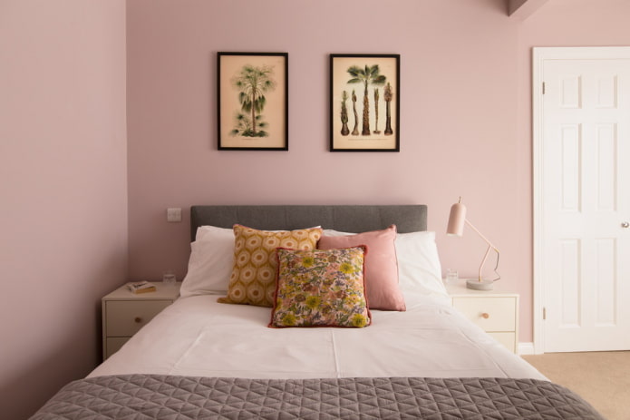 slaapkamerinterieurdecoratie in roze tinten