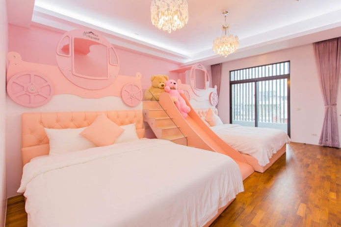 verlichting in het slaapkamerinterieur in roze tinten