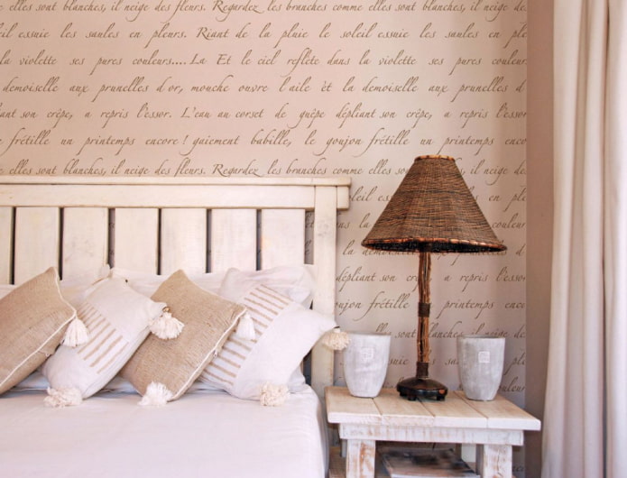 behang met inscripties