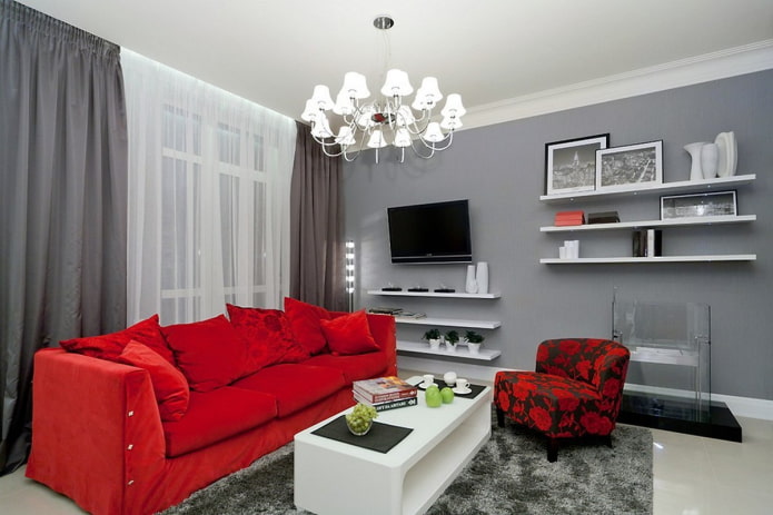 Combinatie van grijs en rood in het interieur