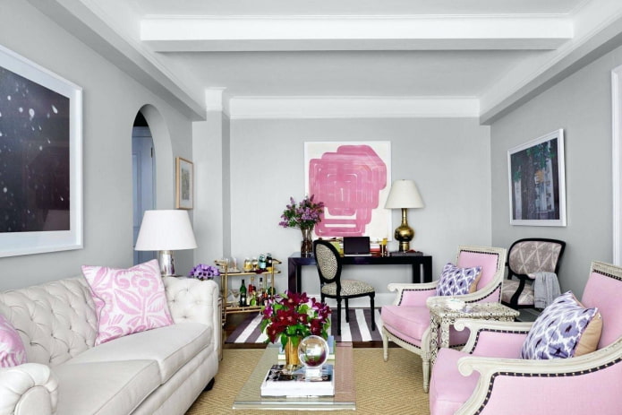 Grijs gecombineerd met roze in het interieur