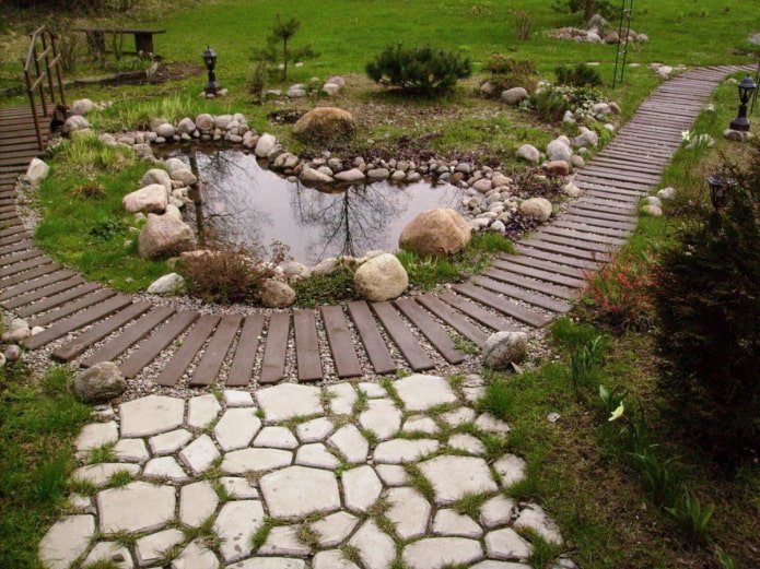Houten planken pad