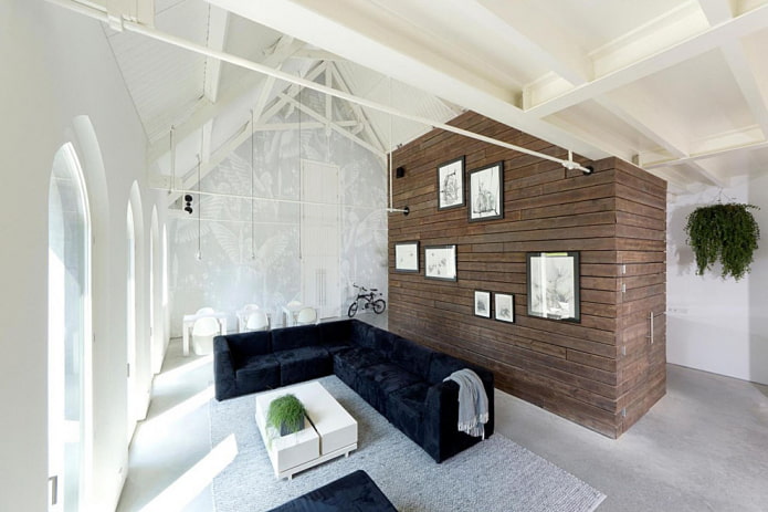 Gods Loftstory-huis in Holland, uitzicht van binnenuit