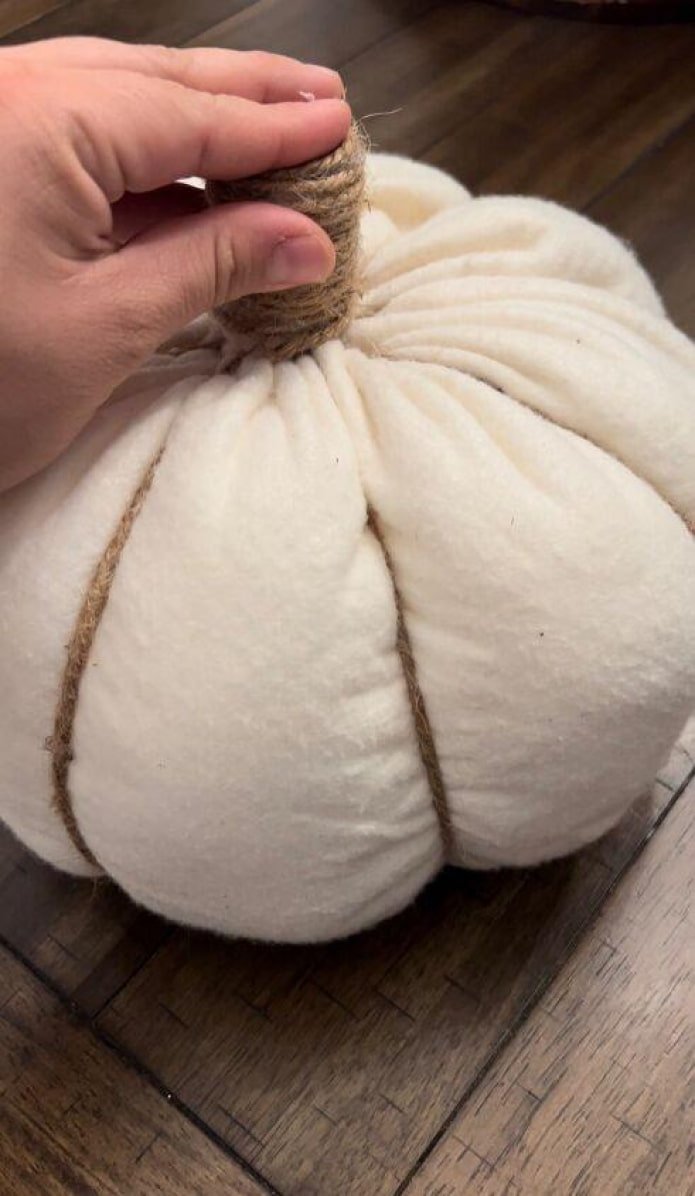 pompoen uit oude kleren